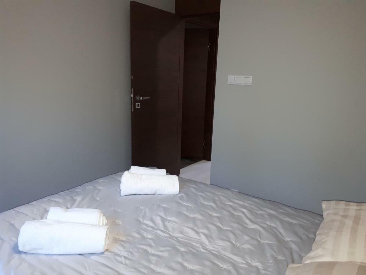 Apartamenty Centrum- Kochanowskiego -Dawniej Two-Bedroom Apartment Zielona Góra Exteriör bild