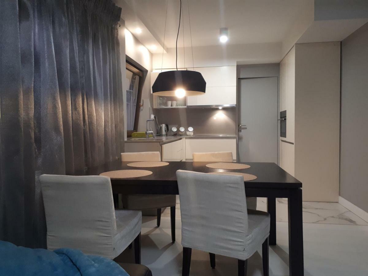 Apartamenty Centrum- Kochanowskiego -Dawniej Two-Bedroom Apartment Zielona Góra Exteriör bild