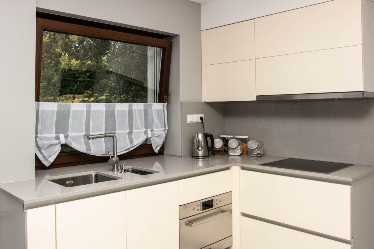 Apartamenty Centrum- Kochanowskiego -Dawniej Two-Bedroom Apartment Zielona Góra Exteriör bild